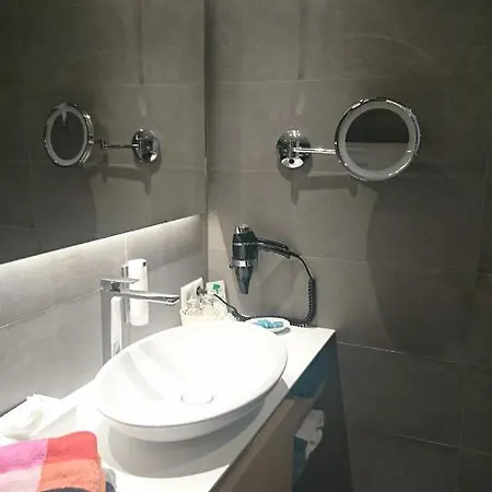 شقة Maurers Schlierseetraum 4 Nummer 452 Modernes Und Renoviertes Studio Mit Ca 40 Qm Fur 2 Personen شليرسي